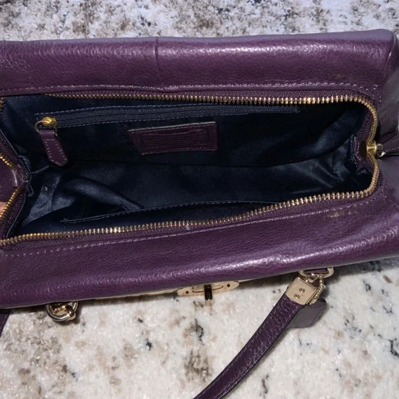 Authentic Purple leather  Coach handbag - Picture 4 of 7